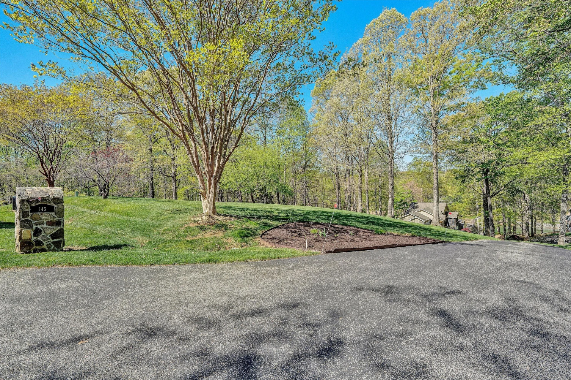 145 Channelview DR - Photo 22