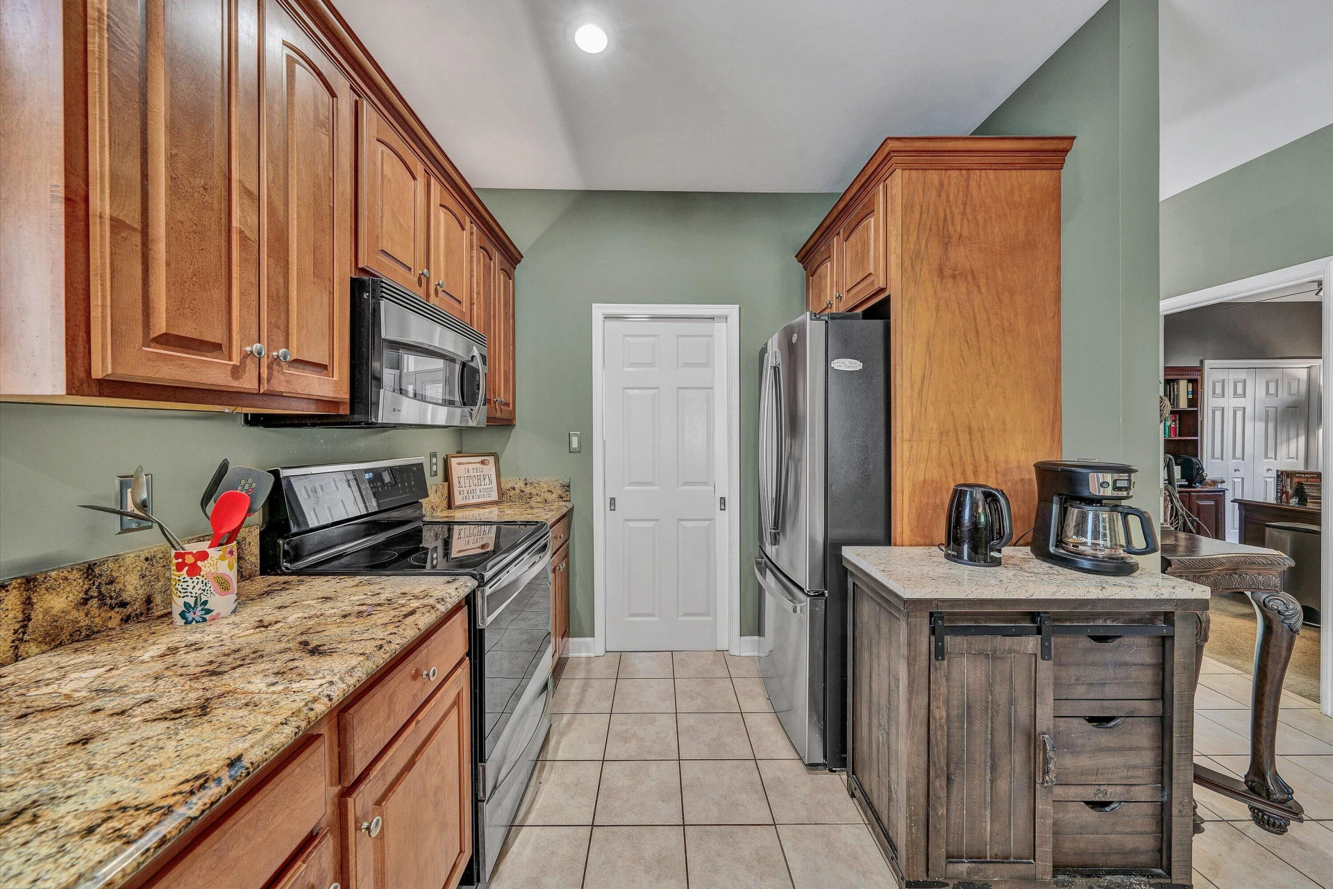 145 Channelview DR - Photo 30