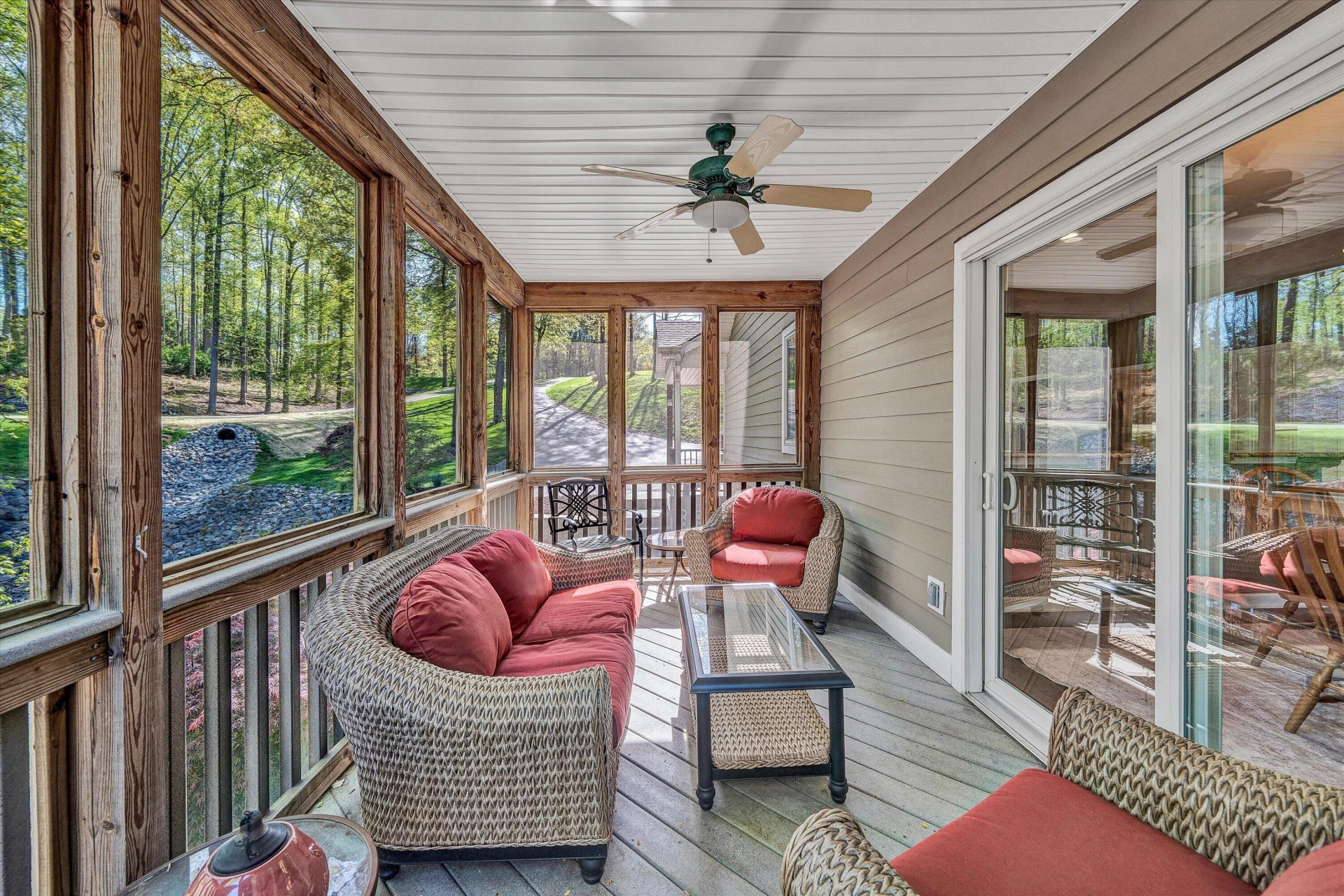 145 Channelview DR - Photo 38
