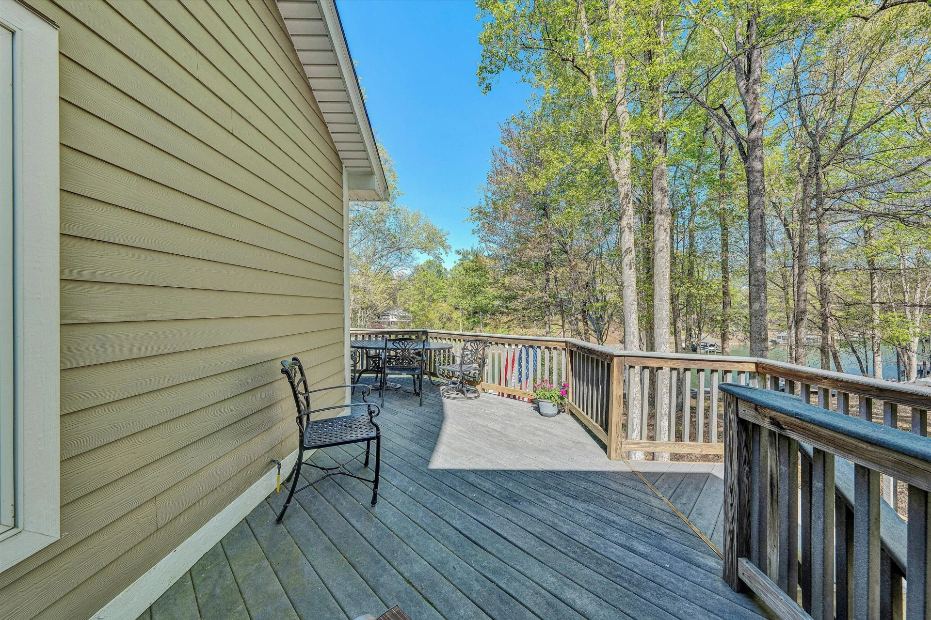 145 Channelview DR - Photo 41