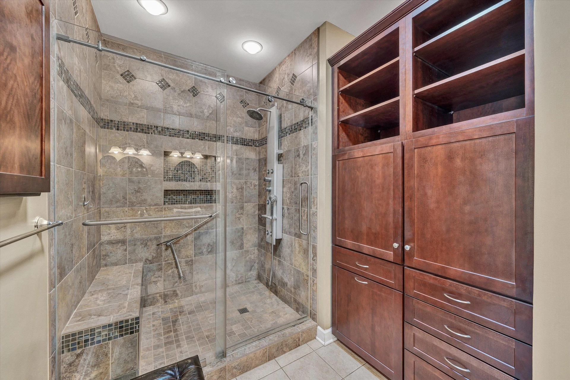 145 Channelview DR - Photo 47