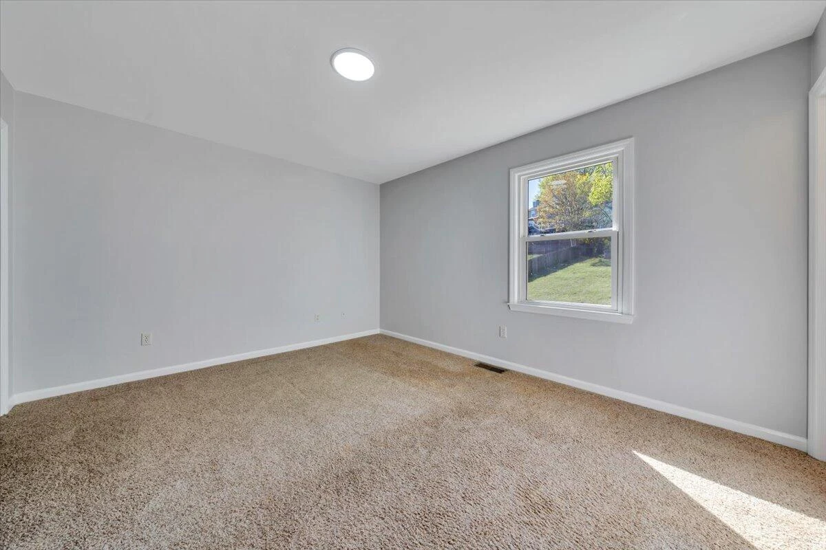1831 Summerfield DR - Photo 25