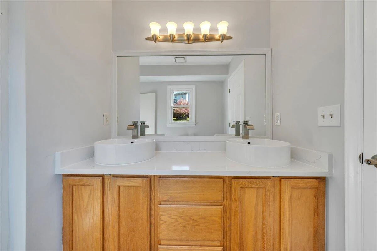 1831 Summerfield DR - Photo 26