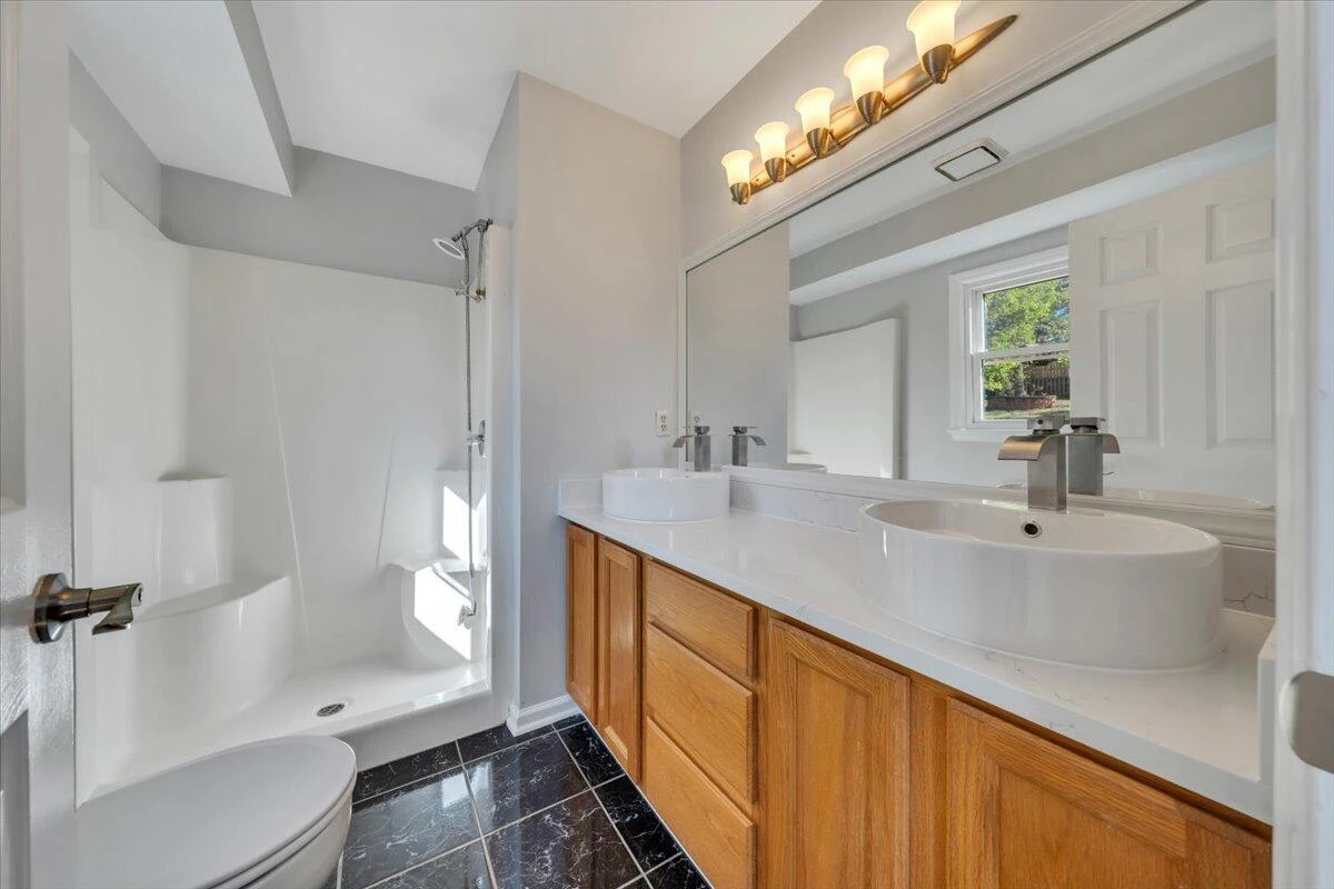 1831 Summerfield DR - Photo 27
