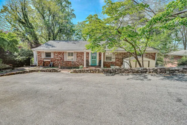 3125 Burnleigh RD