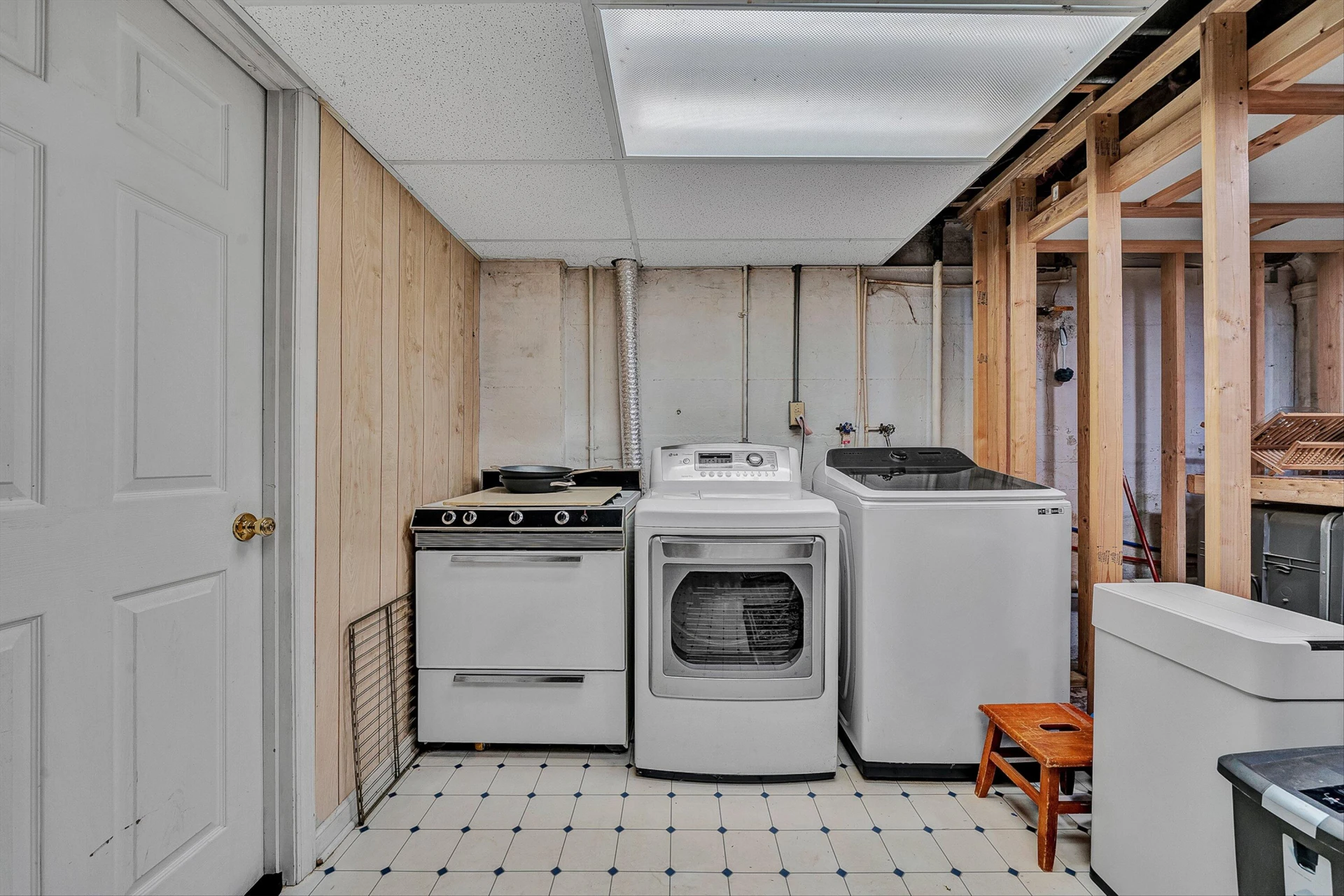 3125 Burnleigh RD - Photo 30