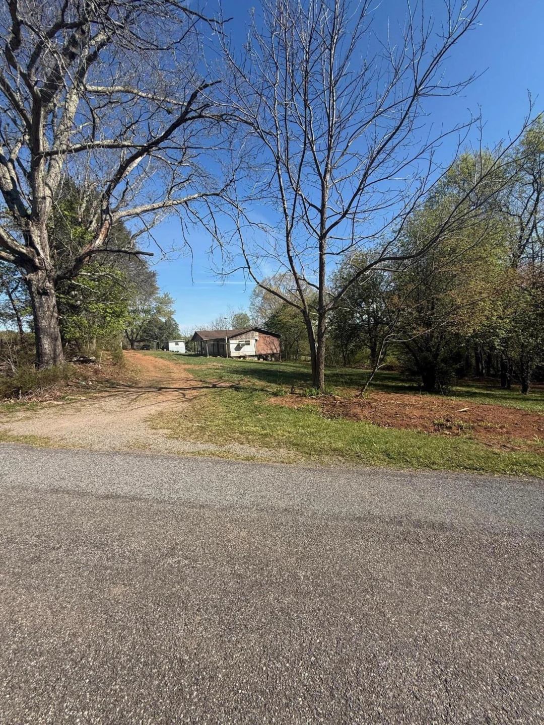 60 Ashgrove LN
