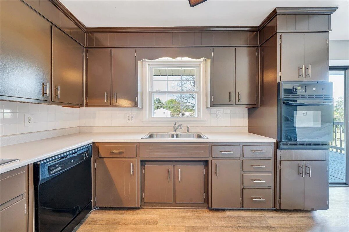2407 Laura RD - Photo 19