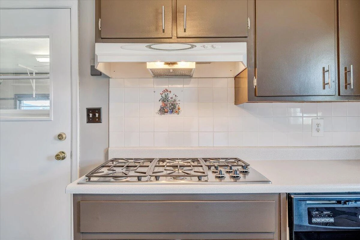 2407 Laura RD - Photo 21