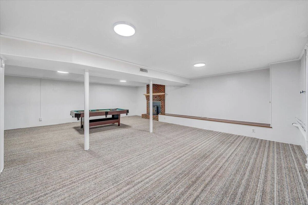 2407 Laura RD - Photo 36