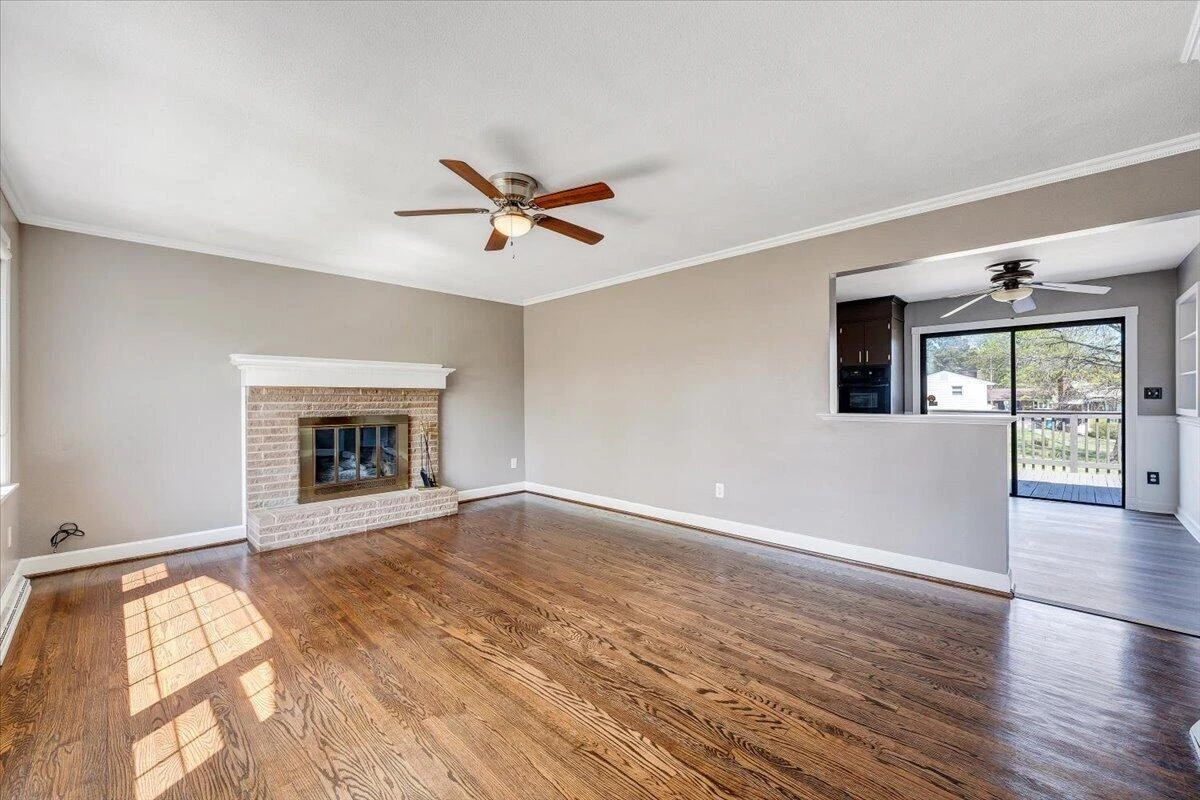 2407 Laura RD - Photo 8