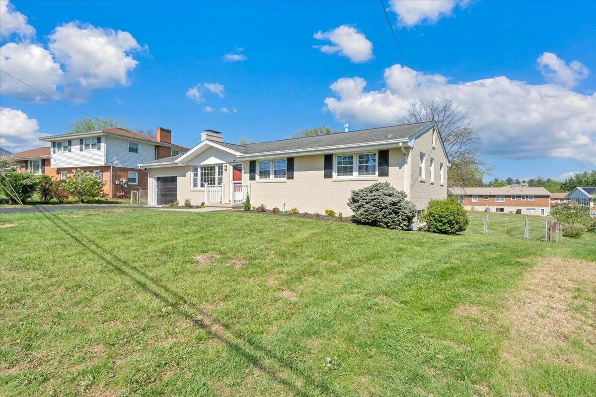 2407 Laura RD - Photo 54