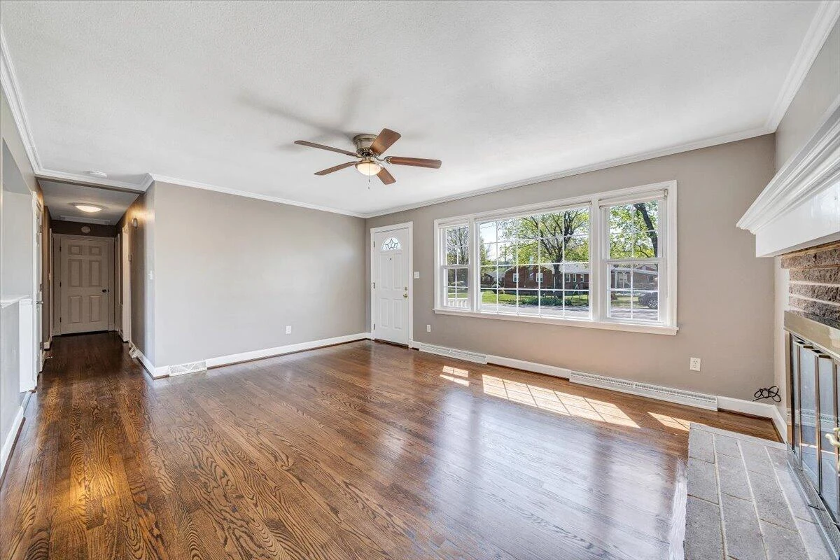 2407 Laura RD - Photo 11