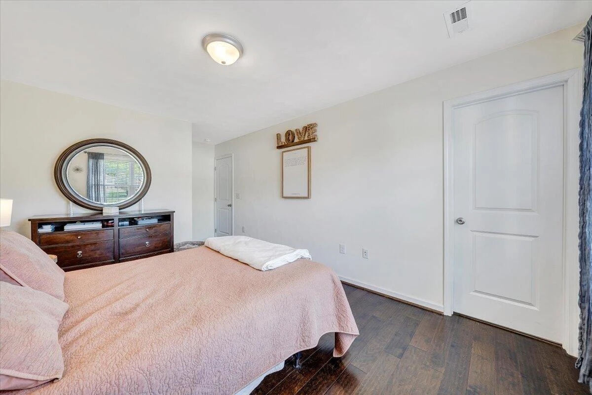 424 Cambridge Court RD - Photo 22
