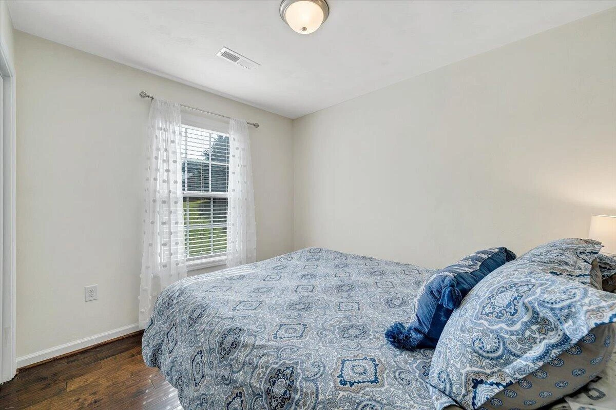 424 Cambridge Court RD - Photo 24