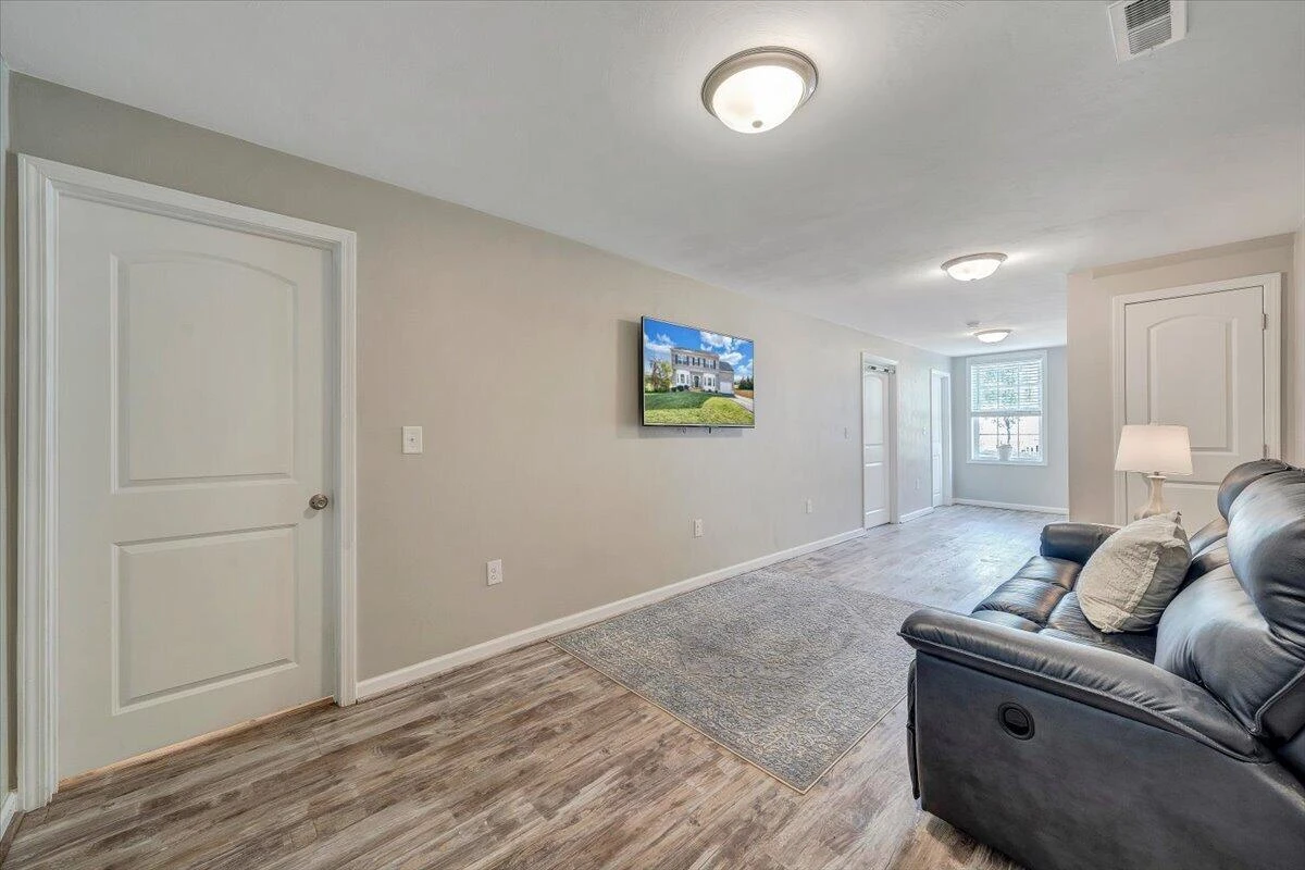 424 Cambridge Court RD - Photo 33