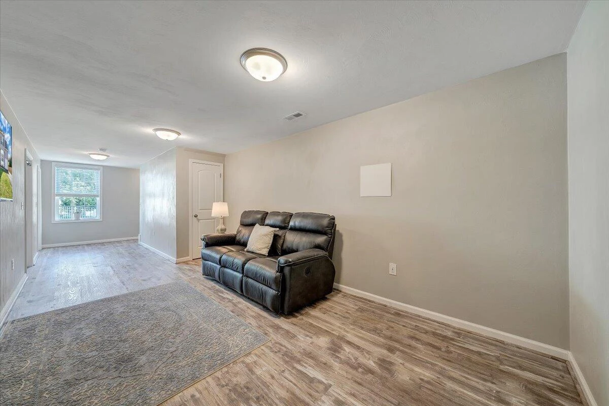 424 Cambridge Court RD - Photo 34