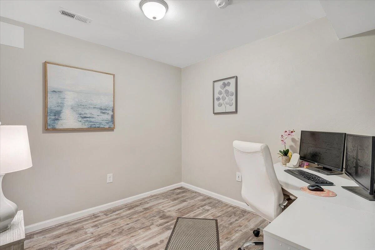 424 Cambridge Court RD - Photo 35