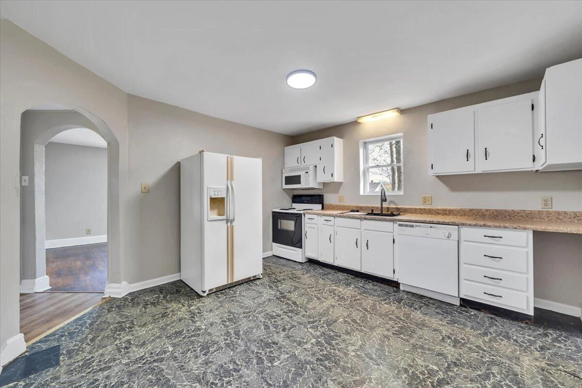 1807 Archbold AVE - Photo 8