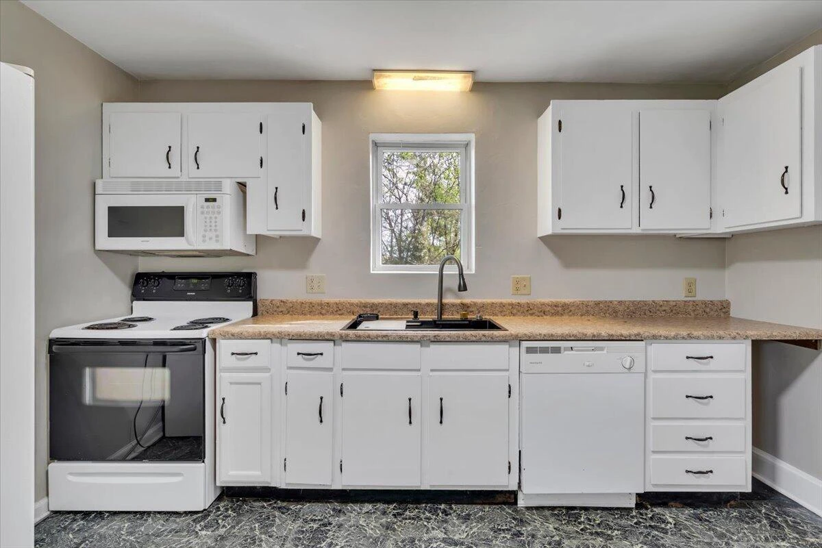 1807 Archbold AVE - Photo 9