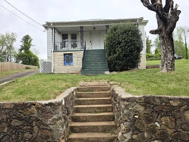 170 10th ST, Fieldale, VA, 24089