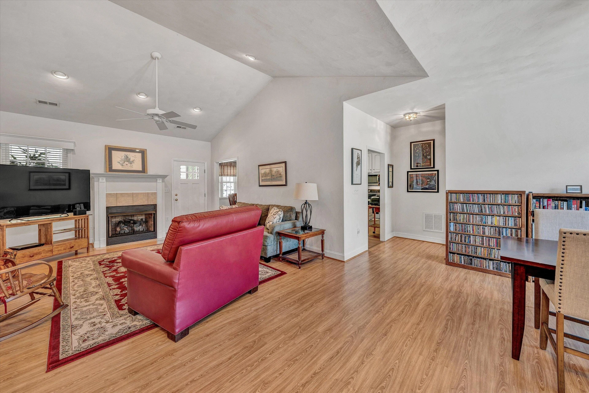 4623 Norwood ST - Photo 11