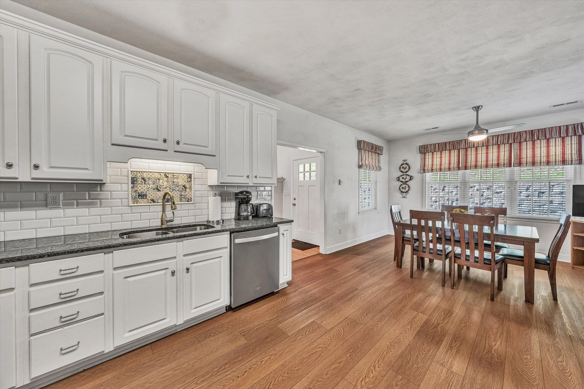 4623 Norwood ST - Photo 17