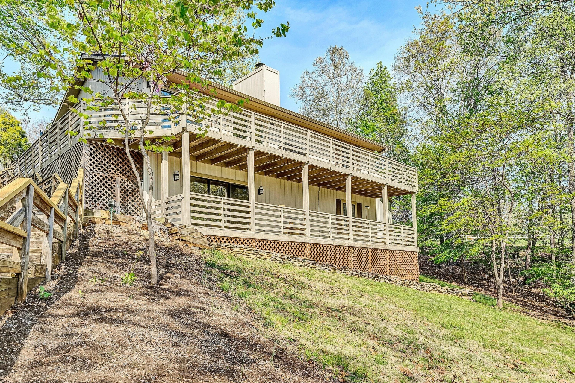 259 Brooks Point LN - Photo 39