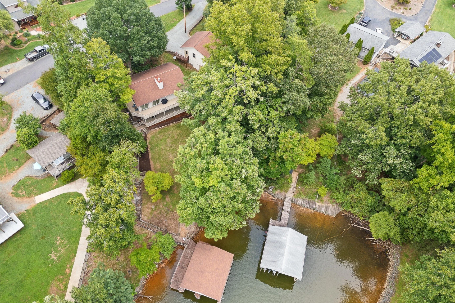 259 Brooks Point LN - Photo 45