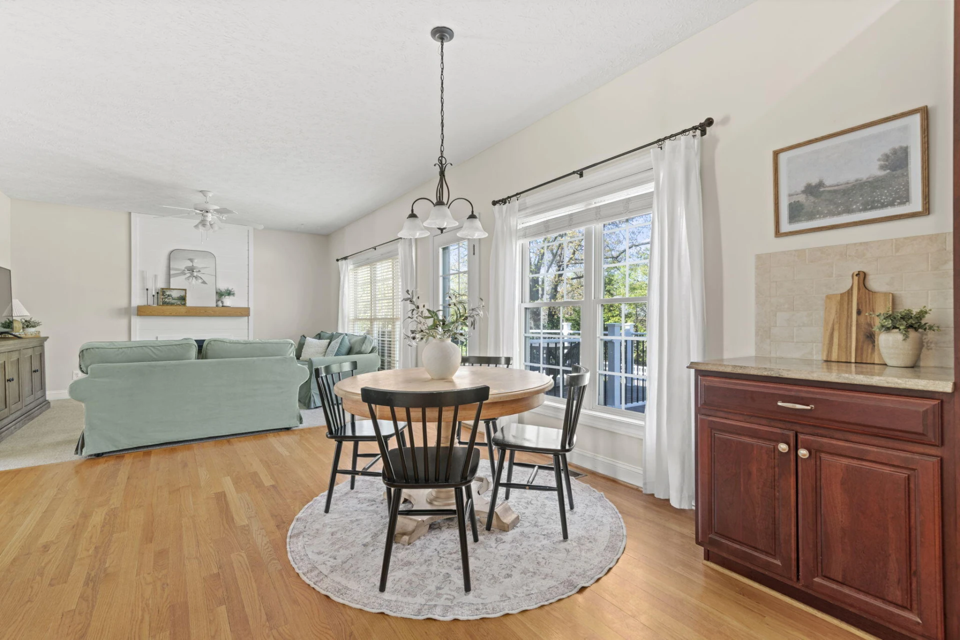 1164 Majestic Oaks DR - Photo 26