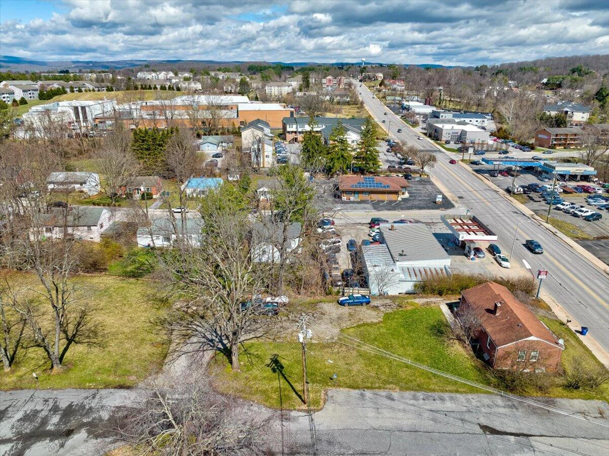 1107 Main ST - Photo 14