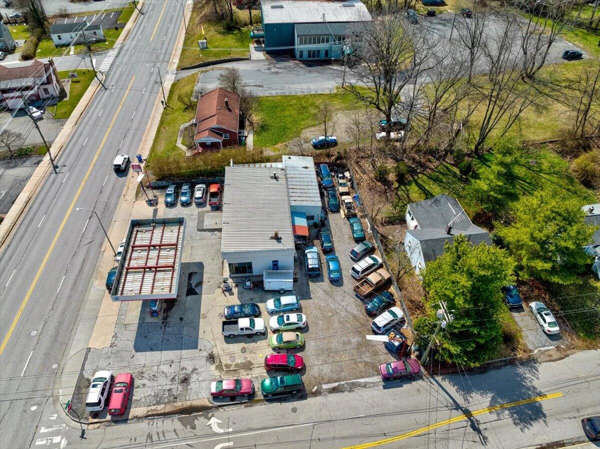 1107 Main ST - Photo 16