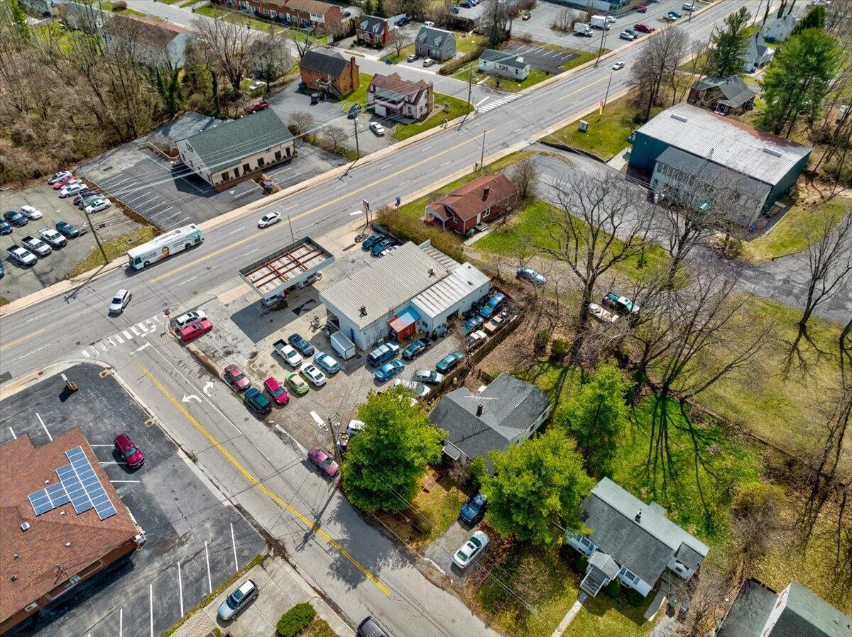 1107 Main ST - Photo 17