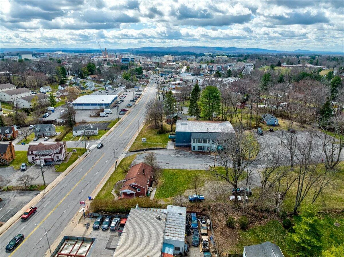 1107 Main ST - Photo 23