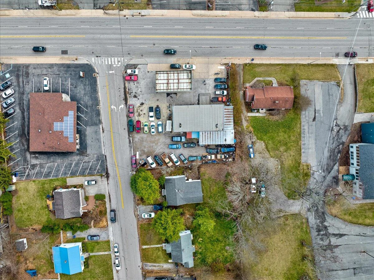 1107 Main ST - Photo 24