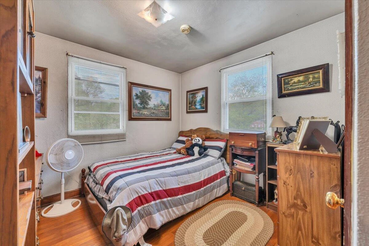 3302 Troxell RD - Photo 16