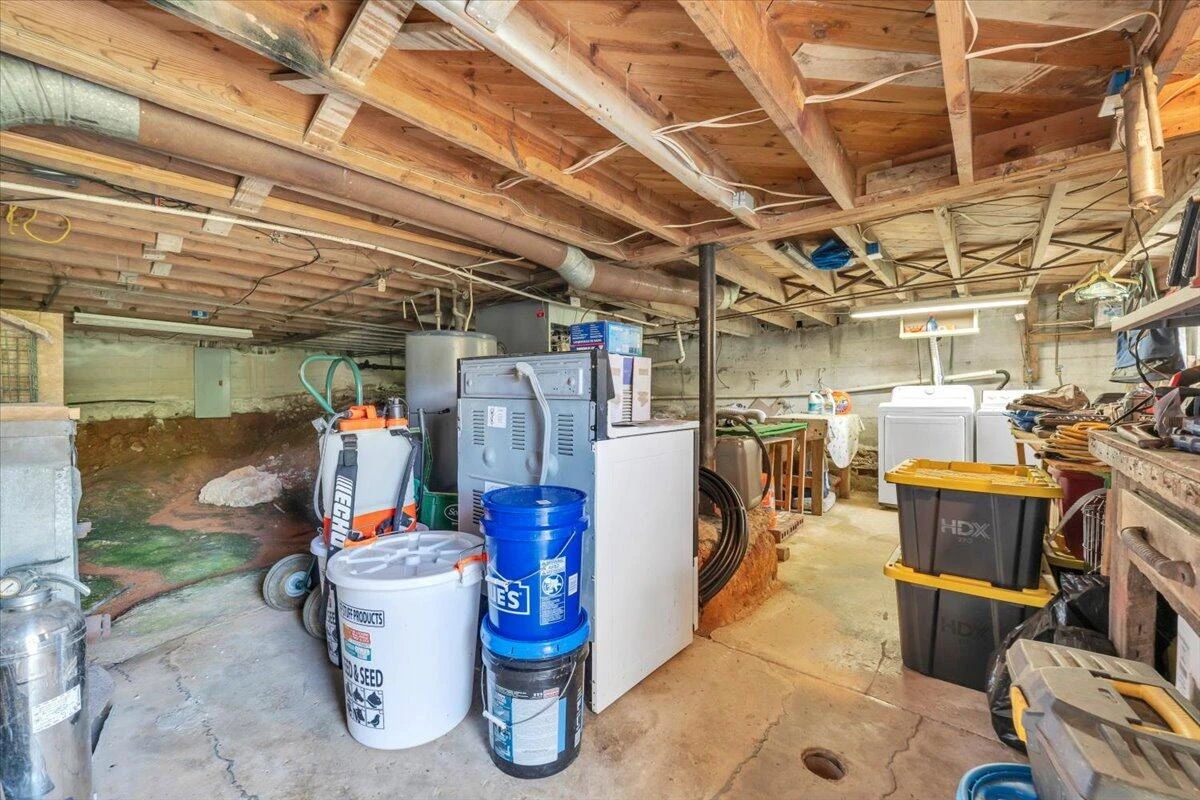 3302 Troxell RD - Photo 18
