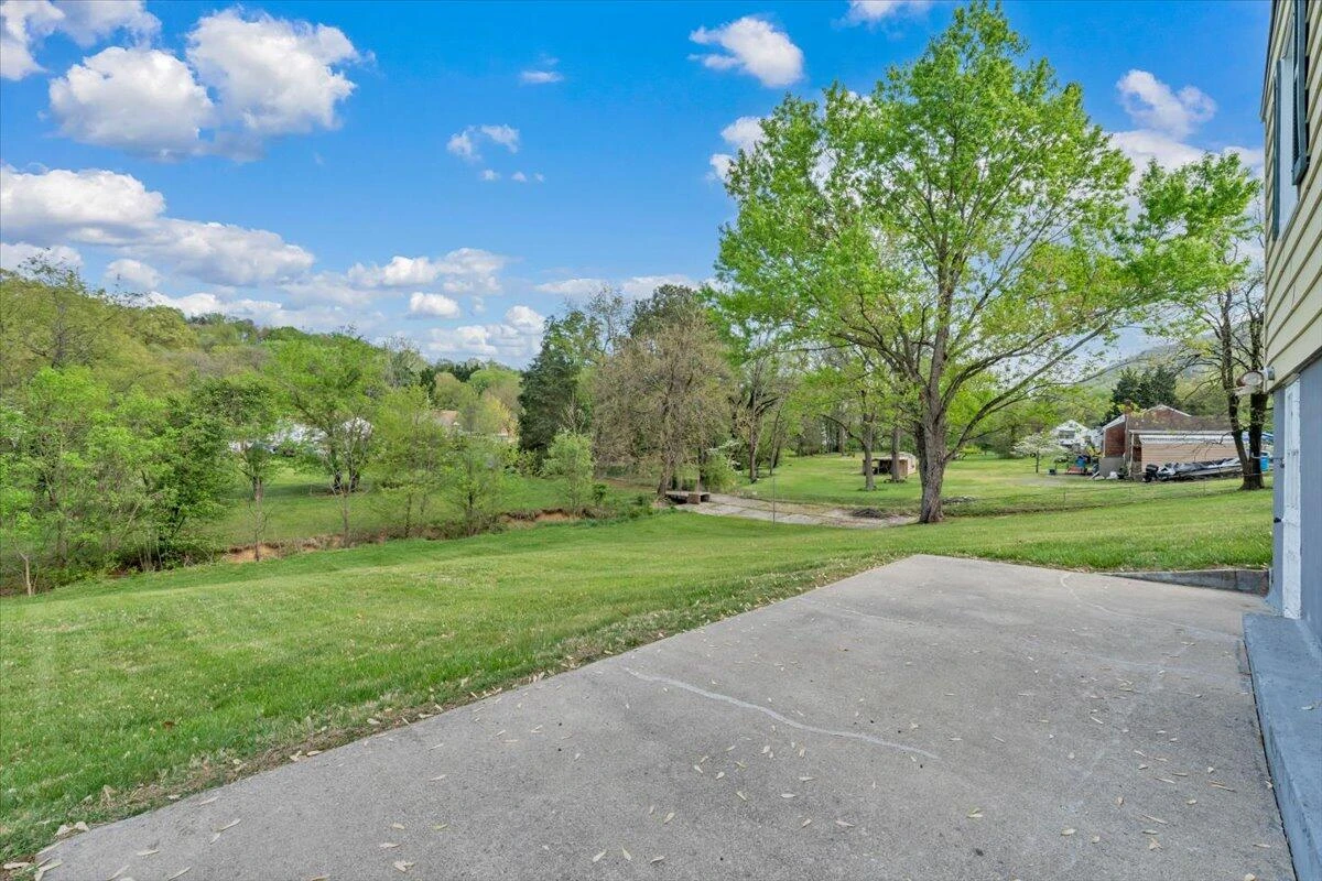 3302 Troxell RD - Photo 20