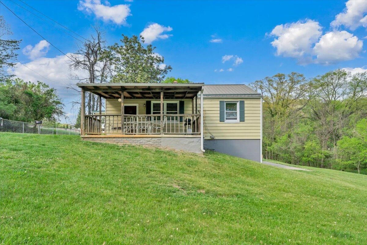 3302 Troxell RD - Photo 22