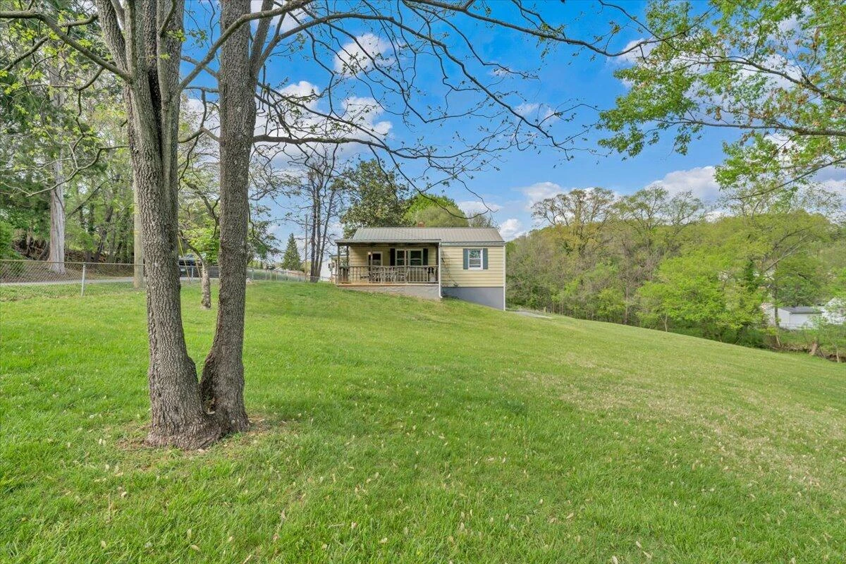3302 Troxell RD - Photo 24