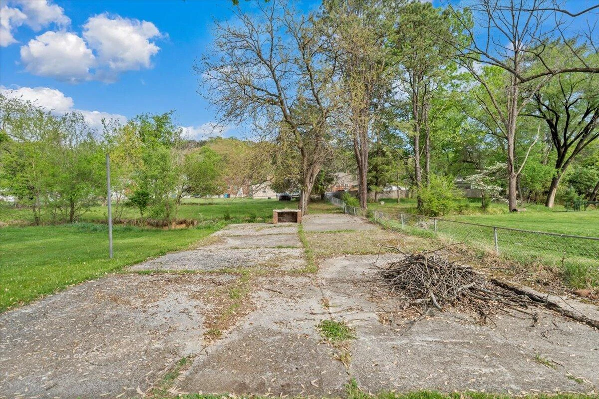 3302 Troxell RD - Photo 25