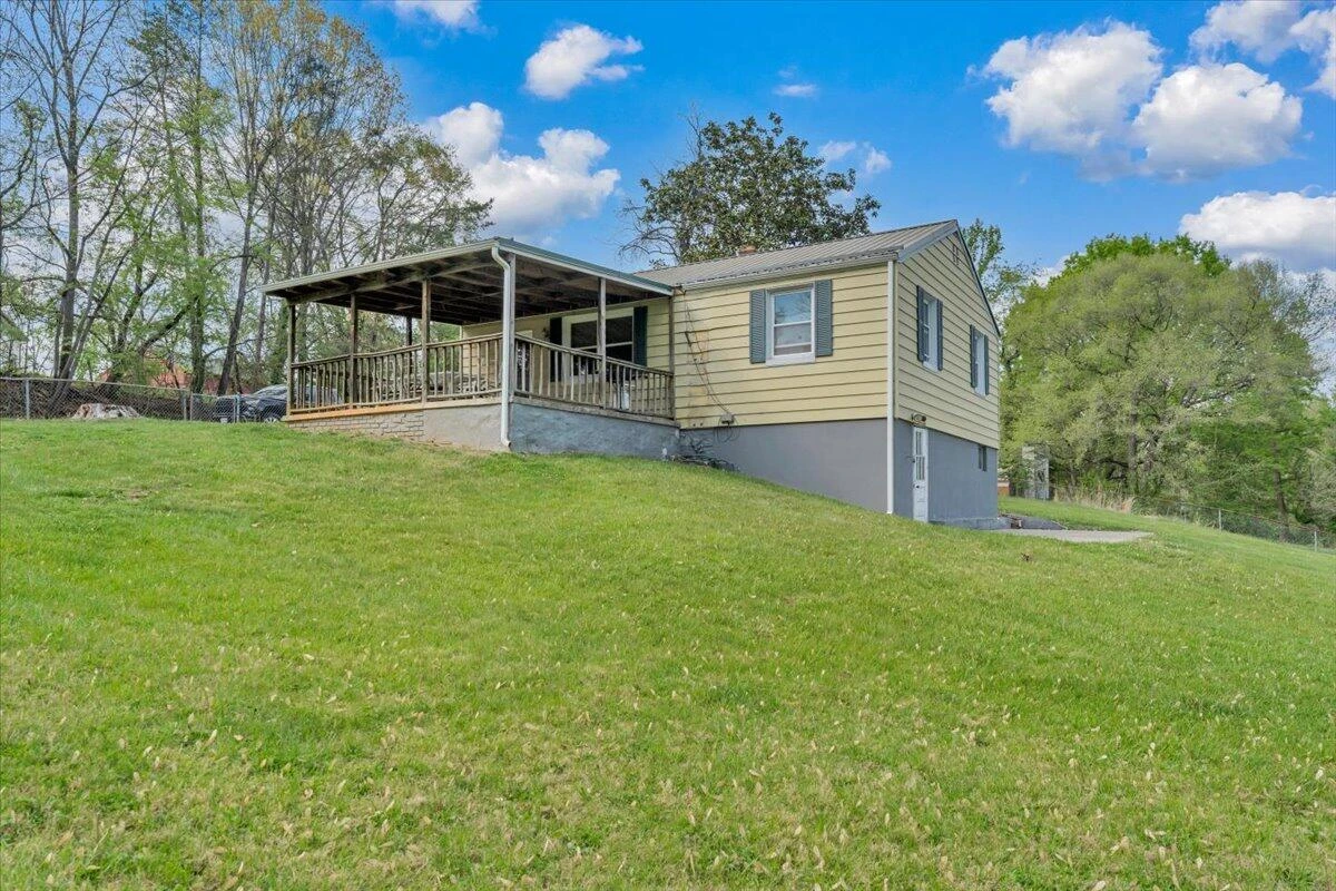 3302 Troxell RD - Photo 29