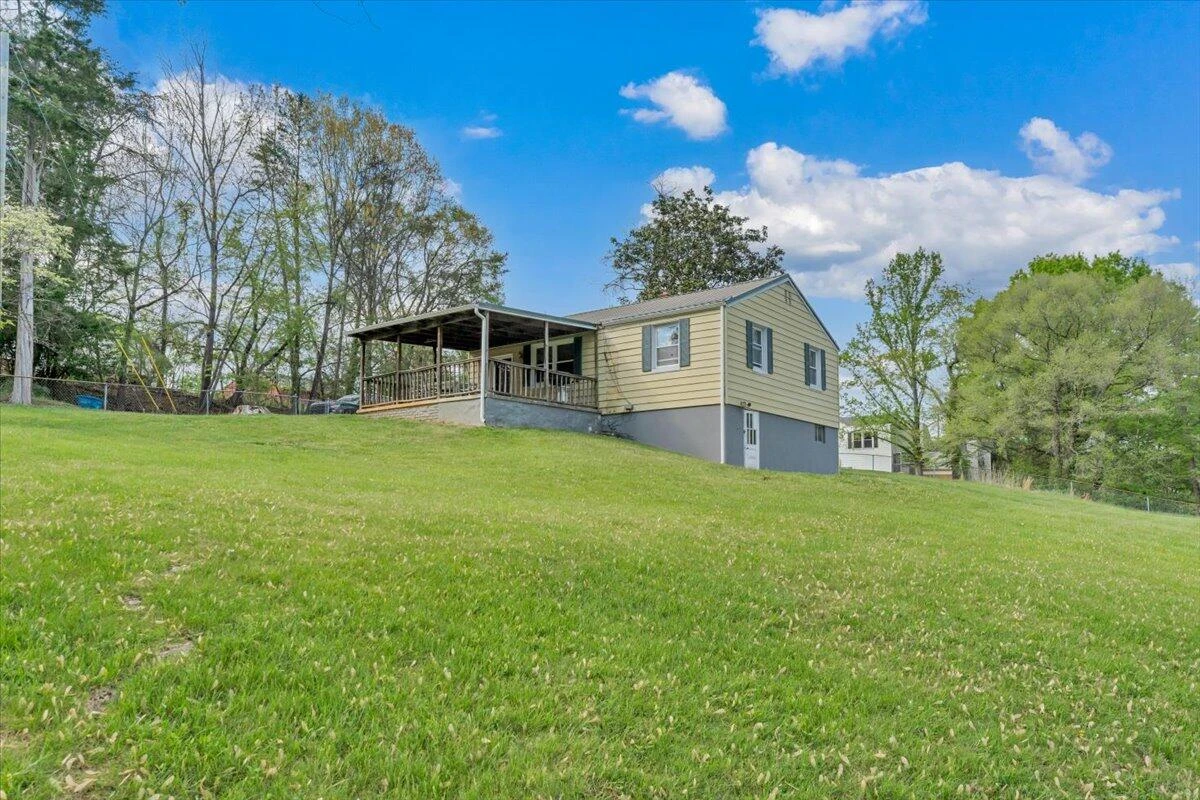 3302 Troxell RD - Photo 30