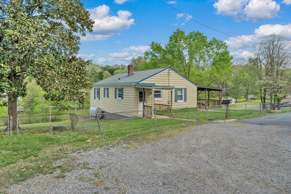 3302 Troxell RD - Photo 33