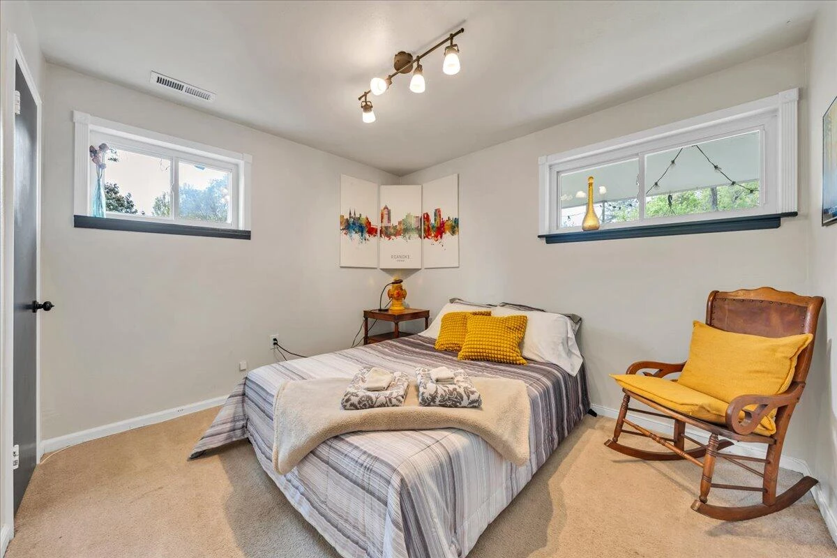 422 Arbor AVE - Photo 21