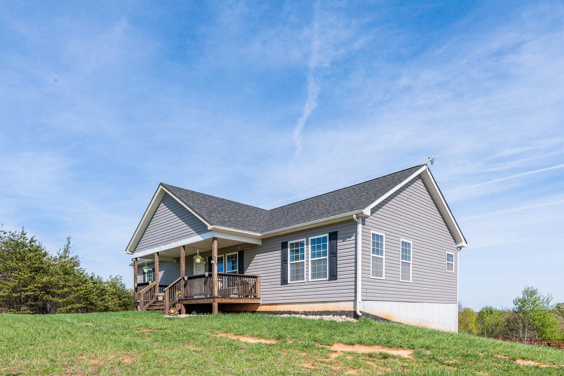3570 Rock Cliff RD - Photo 3