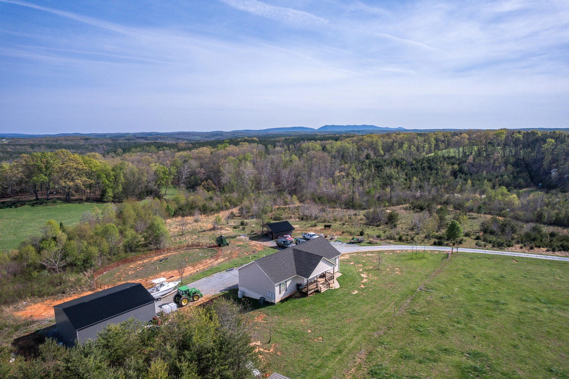 3570 Rock Cliff RD - Photo 5