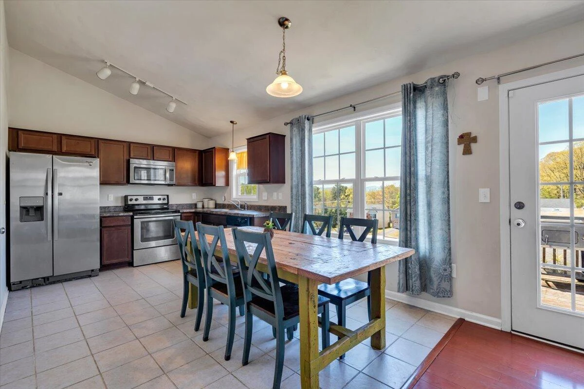 2722 Paddington Station LN - Photo 12