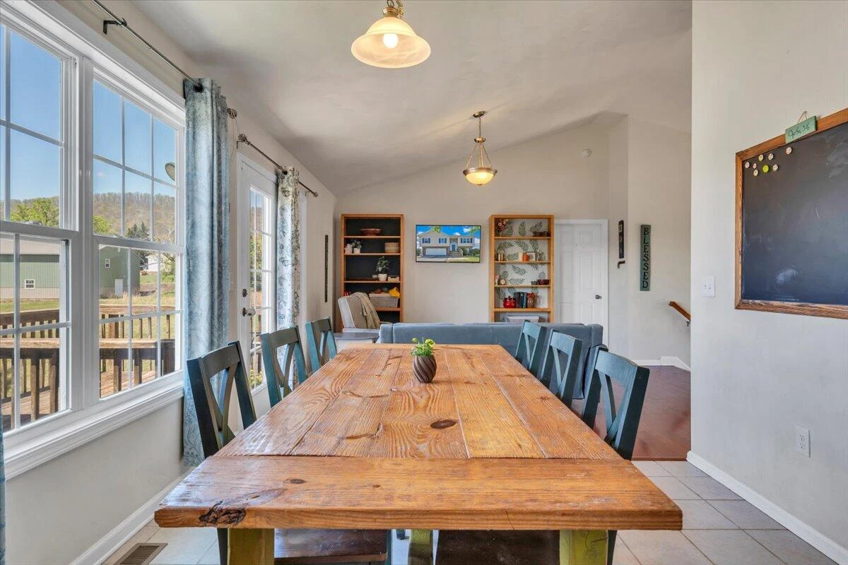 2722 Paddington Station LN - Photo 17