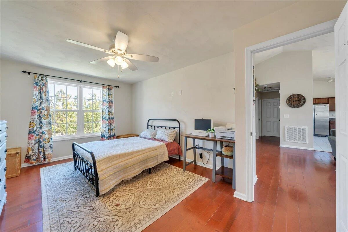 2722 Paddington Station LN - Photo 19